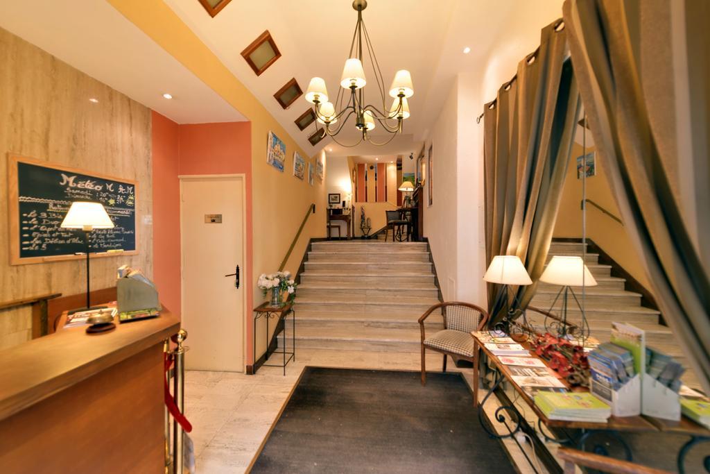 אלס Logis Hotel Orly מראה חיצוני תמונה