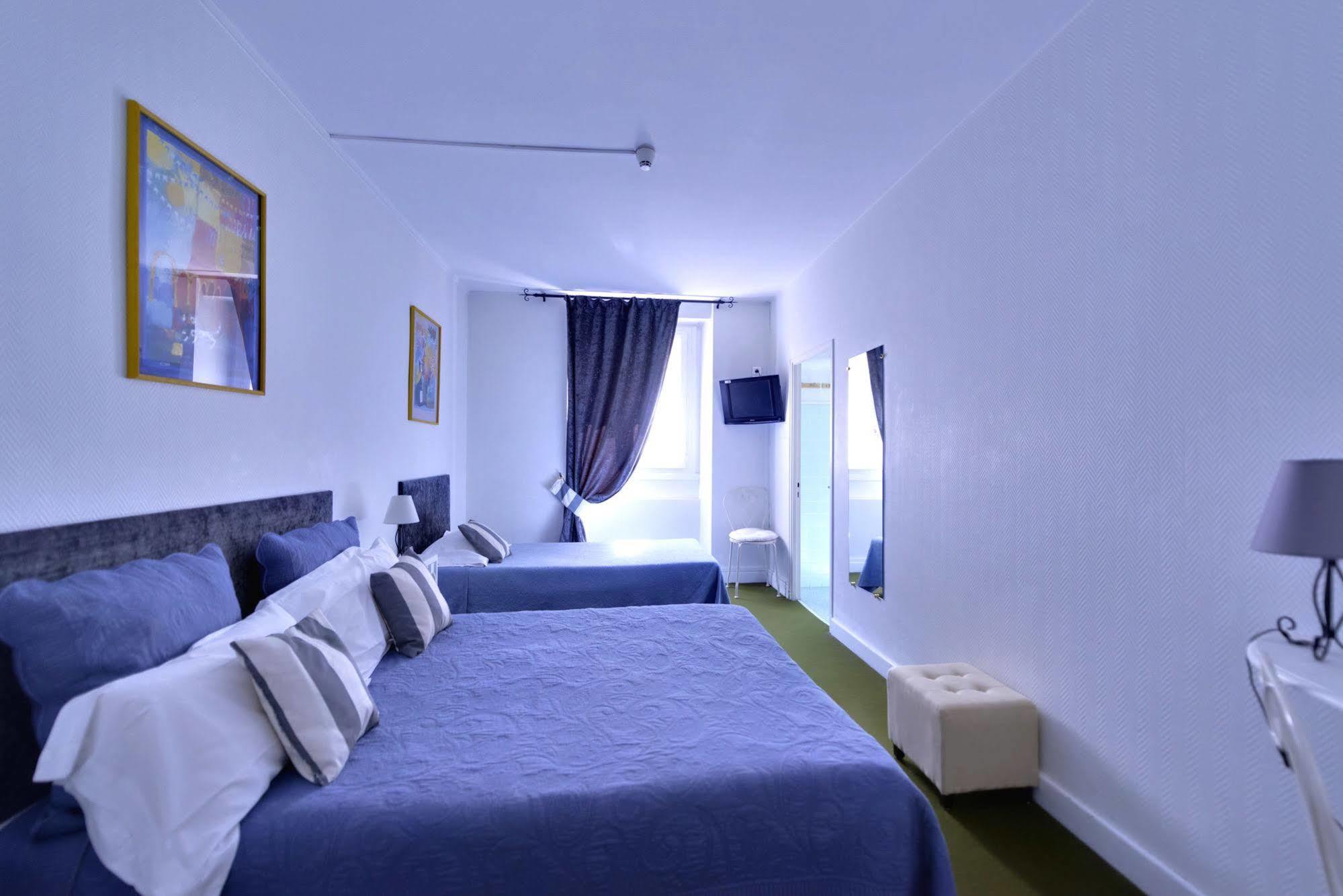 אלס Logis Hotel Orly מראה חיצוני תמונה